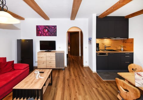 Kitchen or kitchenette, Living room, Dining area