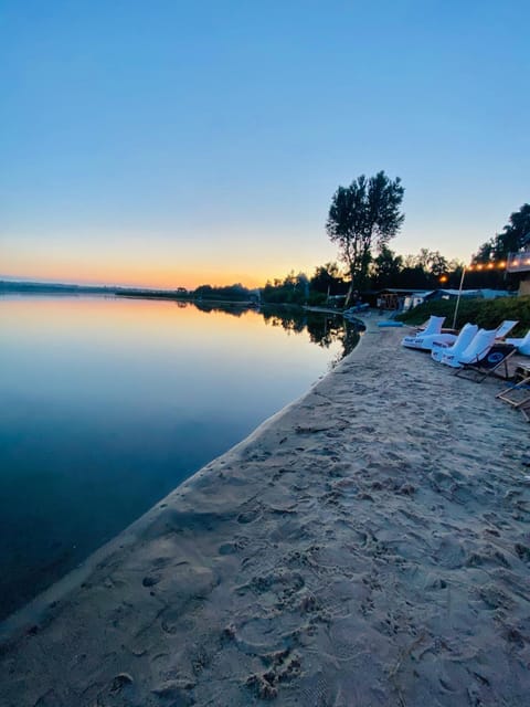 Natural landscape, Beach, Sea view, Sunrise, Sunset, sunbed