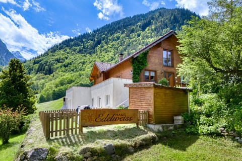 Property building, Natural landscape