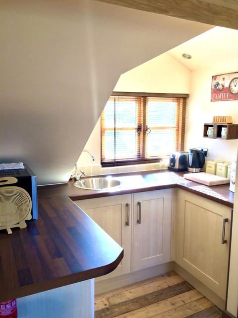 Greencourt Loft - The Cotswold Way, Stroud Bed and Breakfast in Stroud