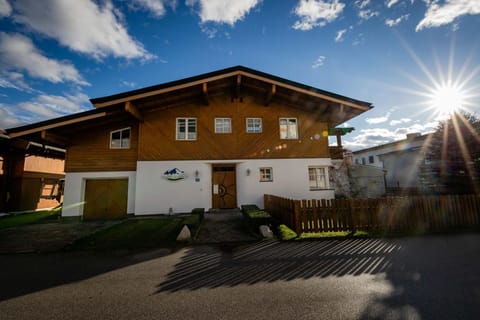 Property building, Day