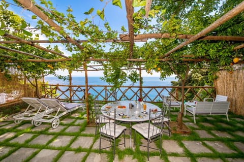 Villa Briganti Seaview Terrace Übernachtung mit Frühstück in Positano