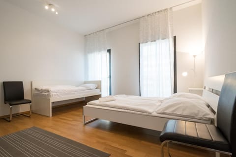 Mainhatten Apartment Condo in Frankfurt