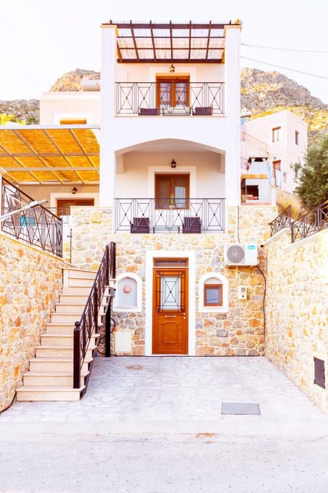 Fantasia Villas Deluxe 5 bedroom Haus in Kalymnos