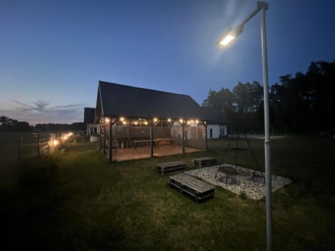 Night, Natural landscape, BBQ facilities, Garden, Garden view