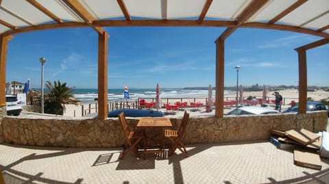The Wave Baleal Bed and Breakfast in Peniche