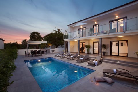 Garden, Balcony/Terrace, On site, Swimming pool, Swimming pool, Sunset