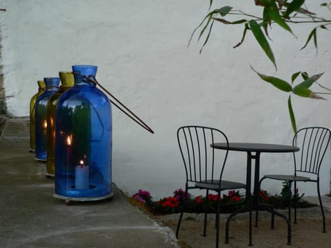 Patio, Garden, Decorative detail