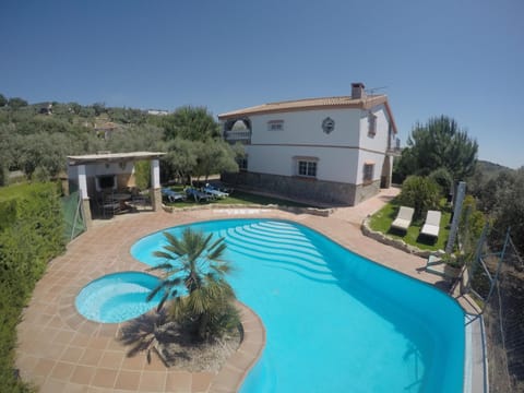 Property building, Day, Natural landscape, BBQ facilities, Garden, Pool view, Swimming pool, sunbed