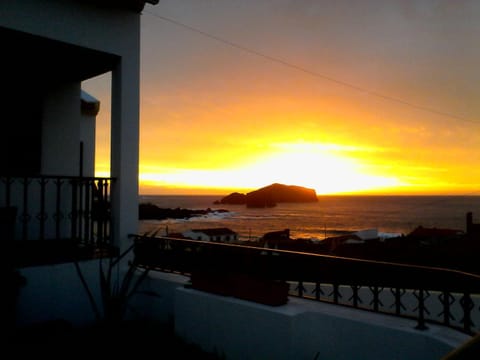 Casa Pôr do Sol Casa in Azores District