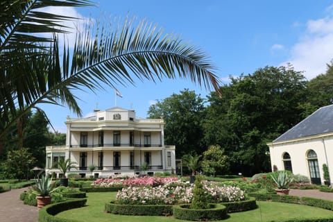 Property building, Garden