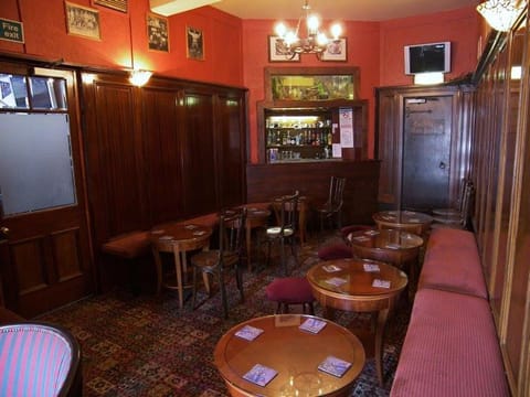 The Elbow Room Auberge in Kirkcaldy