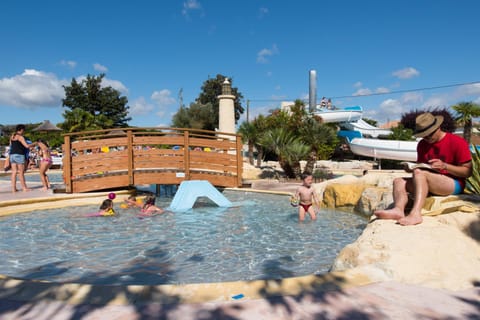 Aqua park, Swimming pool