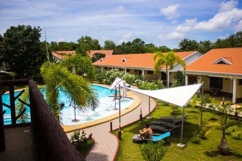 Balcony/Terrace, Pool view