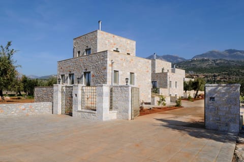 Nikoloudi Estate Maison in Messenia