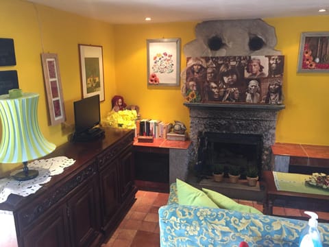 Living room, flat iron