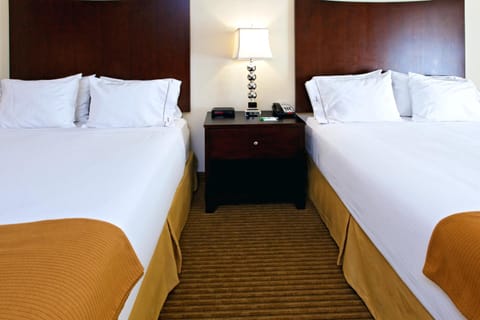 Holiday Inn Express Hotel & Suites Cleburne, an IHG Hotel Hotel in Cleburne