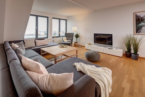 Living room, Landmark view, Sea view