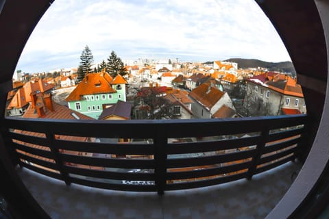 Balcony/Terrace, City view