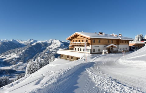 Property building, Winter