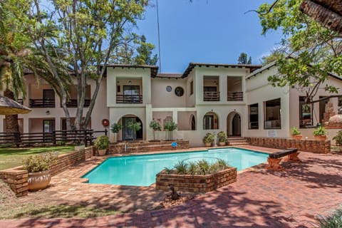 Dalberry Guest House Bed and Breakfast in Sandton