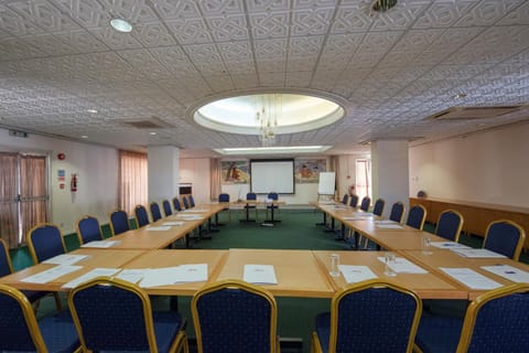 Meeting/conference room