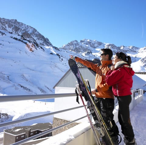 Winter, Balcony/Terrace, Mountain view