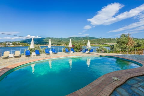 City view, Lake view, Pool view, Sea view, Swimming pool