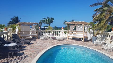 LE MOULIN DE LA BAIE piscine vue mer House in Guadeloupe