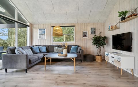 Awesome Home In Blvand With Indoor Swimming Pool Haus in Blåvand