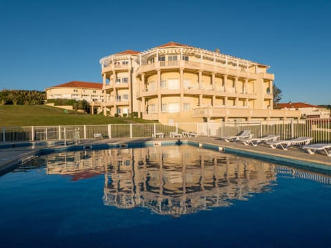 Facade/entrance, Swimming pool, Swimming pool