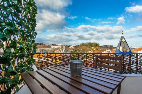 Balcony/Terrace, City view