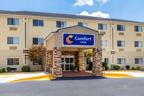Comfort Inn South Tulsa - Woodland Hills Hotel in Tulsa