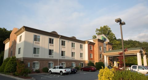 Holiday Inn Express Hotel & Suites Cherokee-Casino, an IHG Hotel Estância in Cherokee
