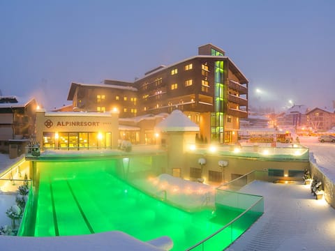 Facade/entrance, Night, Winter, Swimming pool