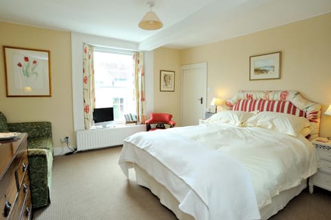 B&B Castleton House Bed and Breakfast in Mendip District