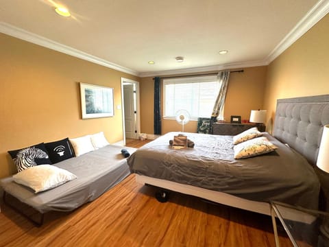 Vancouver Luxury Homestay Vacation rental in Richmond