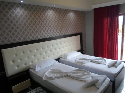 Hotel Pini Hotel in Sarandë