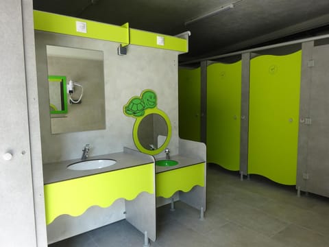 Bathroom, Area and facilities