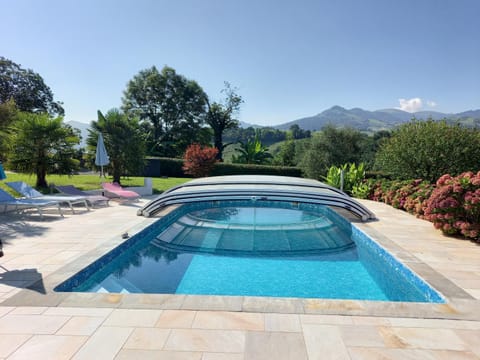 Mountain view, Pool view, Swimming pool