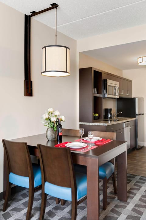 TownePlace Suites by Marriott Pittsburgh Harmarville Hôtel in Plum