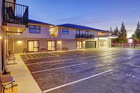 Property building, Night