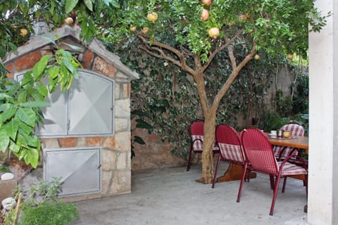 Rooms with a parking space Stari Grad, Hvar - 5696 Bed and Breakfast in Stari Grad
