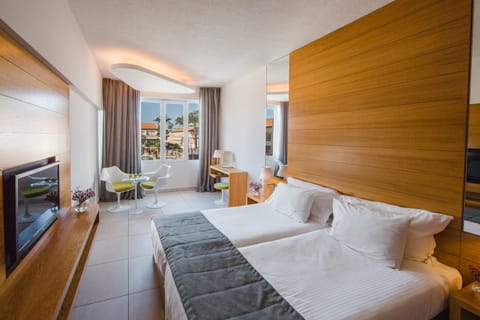 Napa Plaza Hotel (Adults Only) Hôtel in Ayia Napa