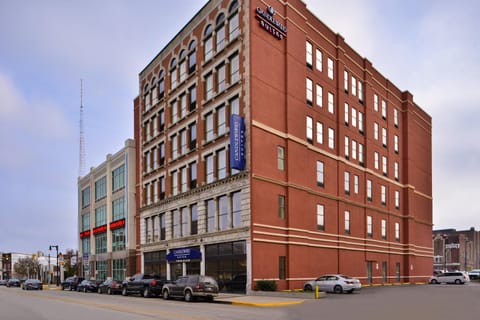 Property building, Street view