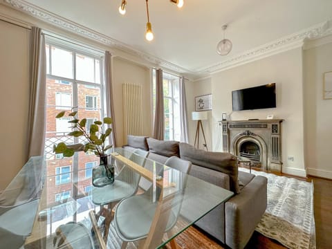 Bloomsbury Residences Apartment in London Borough of Islington