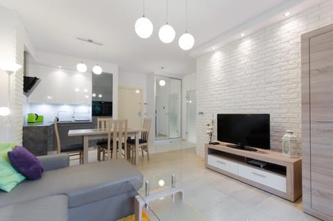 Photo of the whole room, Decorative detail, Decorative detail