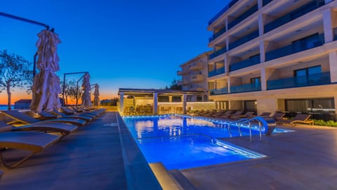 Property building, Swimming pool, Sunrise, Sunset