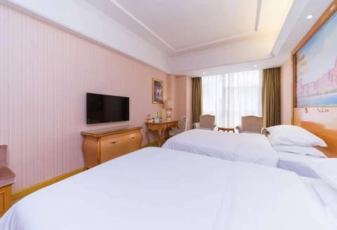 Vienna Hotel Shenzhen Baoneng City Plaza Hotel in Shenzhen