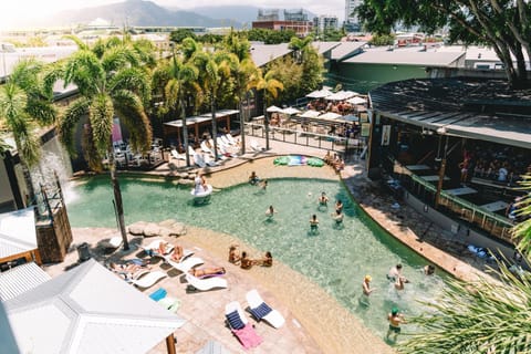 Bird's eye view, Pool view